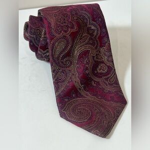 Ultra Lux Brioni Silk Tie Made in Italy 100% Silk Rich Burgundy and Gold Paisley